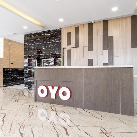 מדאן Oyo 727 Merlion Hotel מראה חיצוני תמונה