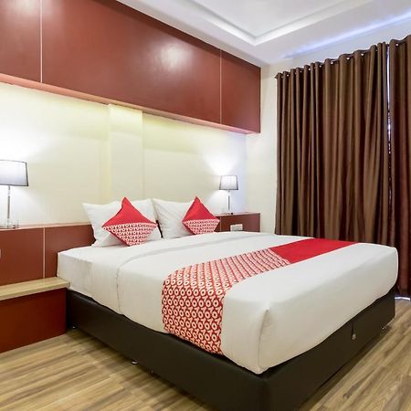 מדאן Oyo 727 Merlion Hotel מראה חיצוני תמונה