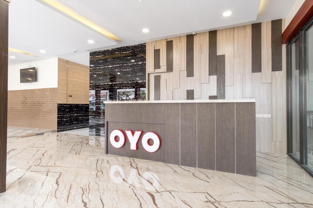 מדאן Oyo 727 Merlion Hotel מראה חיצוני תמונה