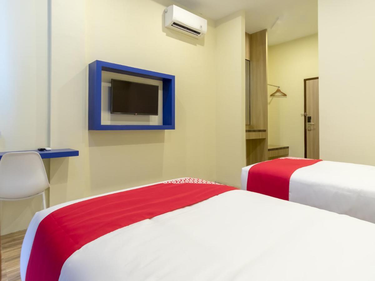 מדאן Oyo 727 Merlion Hotel מראה חיצוני תמונה