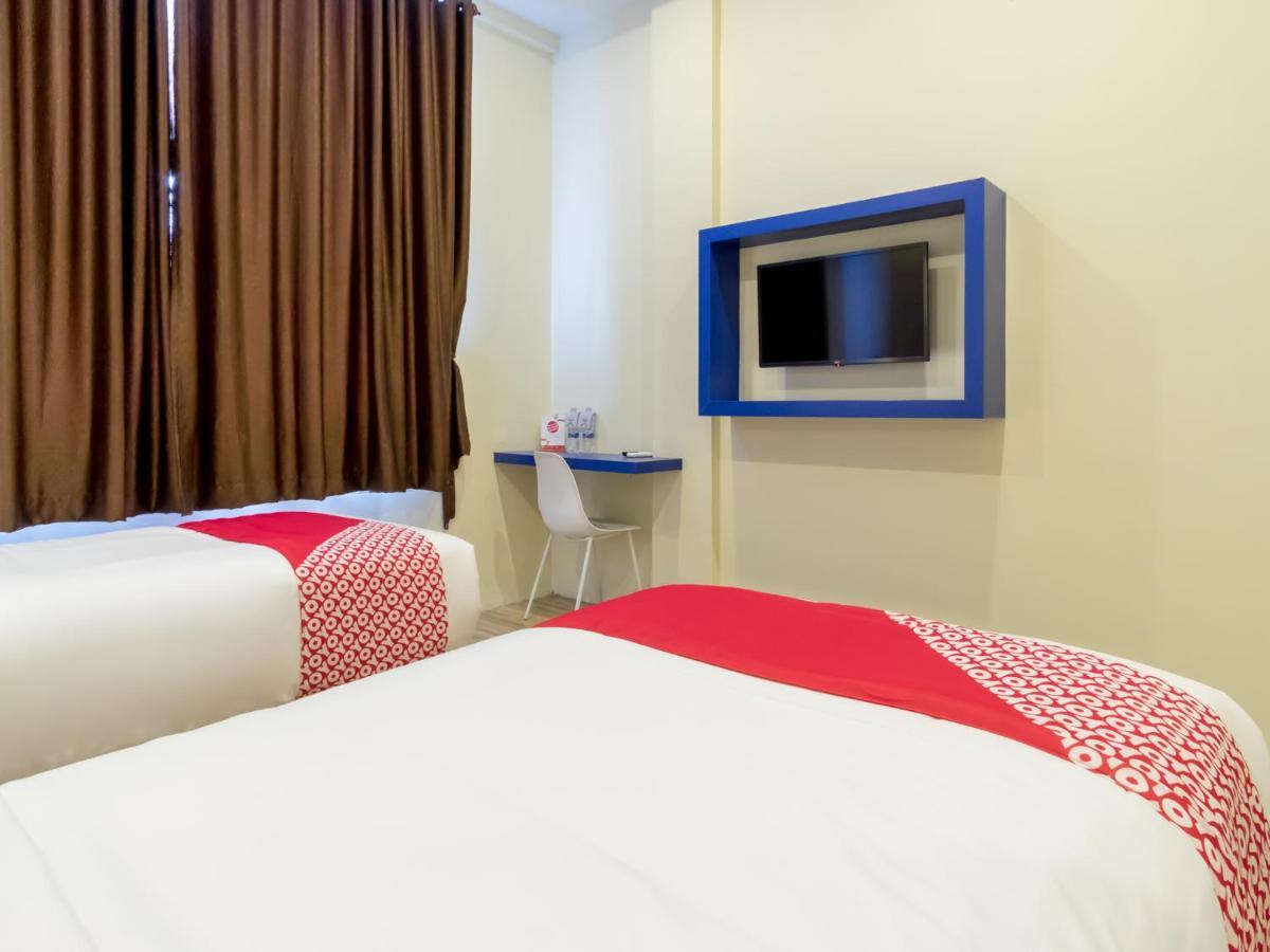 מדאן Oyo 727 Merlion Hotel מראה חיצוני תמונה