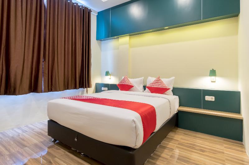 מדאן Oyo 727 Merlion Hotel מראה חיצוני תמונה