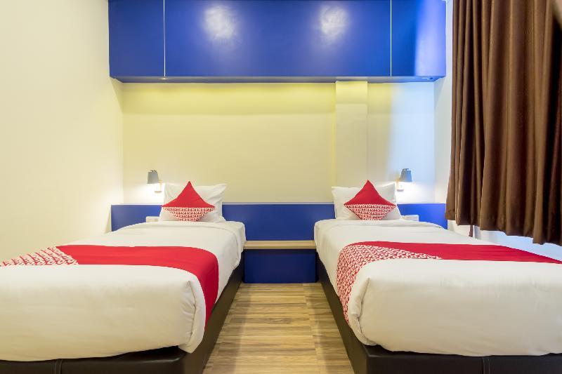 מדאן Oyo 727 Merlion Hotel מראה חיצוני תמונה